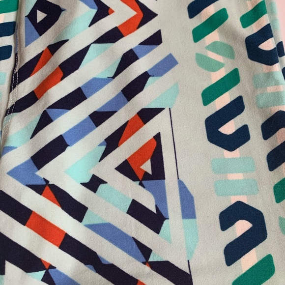 LuLaRoe One Size Leggings - Picture 3 of 7